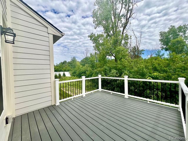 3364 Roseford Boulevard, Ann Arbor, MI 48105