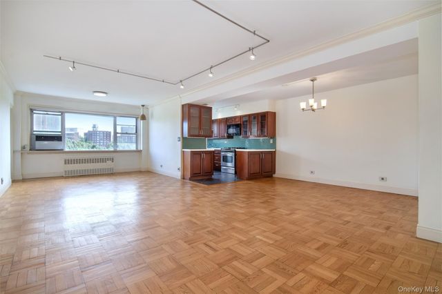 750 Kappock Street 807, Bronx, NY 10463