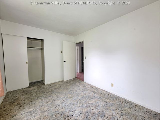 6907 Heritage Drive, Sissonville, WV 25312