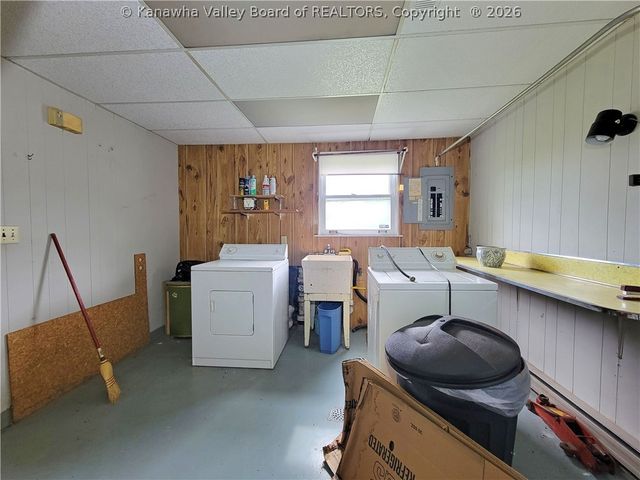 6907 Heritage Drive, Sissonville, WV 25312
