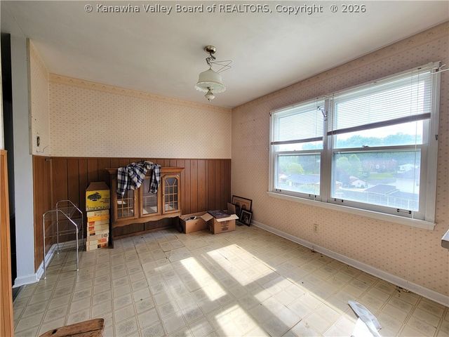 6907 Heritage Drive, Sissonville, WV 25312