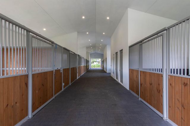 2889 Appaloosa Trail, Wellington, FL 33414