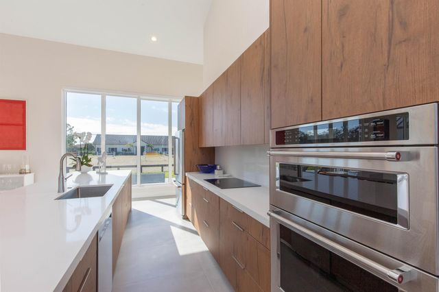 2889 Appaloosa Trail, Wellington, FL 33414