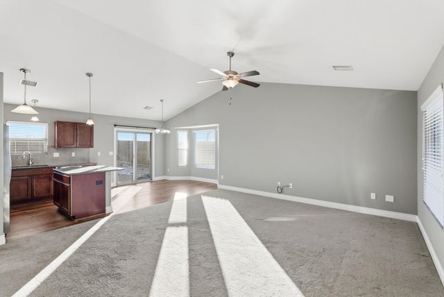 2426 E Quivira Ct, Kechi, KS 67067