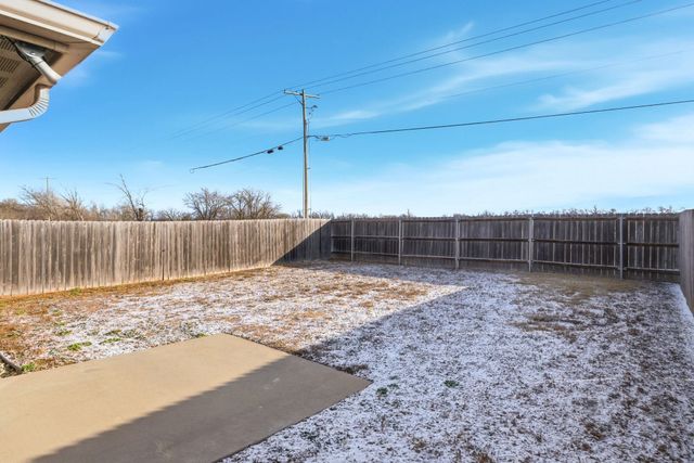 2426 E Quivira Ct, Kechi, KS 67067