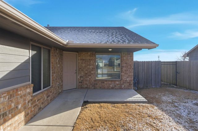 2426 E Quivira Ct, Kechi, KS 67067