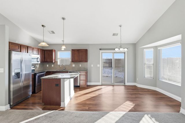 2426 E Quivira Ct, Kechi, KS 67067