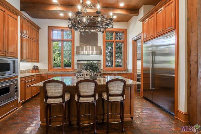 17835 E Augusta Dr, Baton Rouge, LA 70810