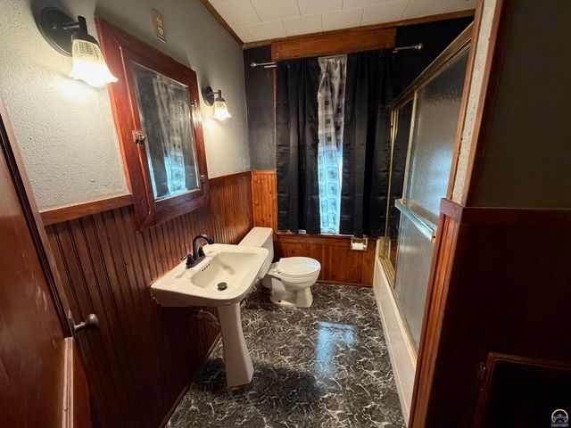 618 SW Fillmore ST, Topeka, KS 66606