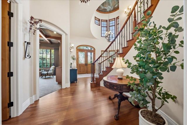 8749 Noland Ln, Fair Oaks, CA 95628