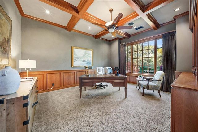 8749 Noland Ln, Fair Oaks, CA 95628