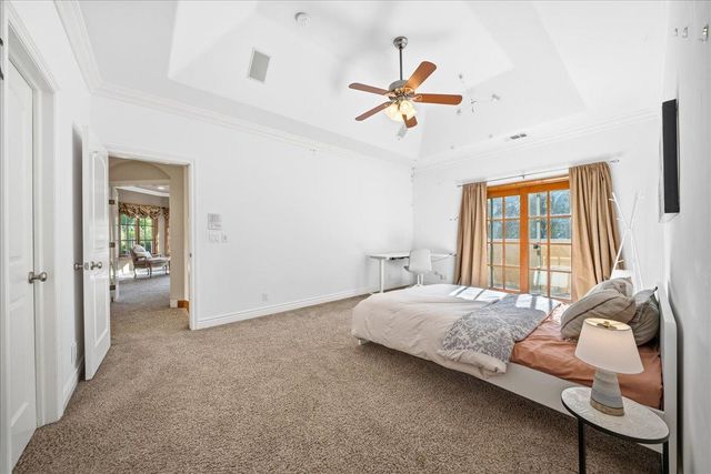 8749 Noland Ln, Fair Oaks, CA 95628