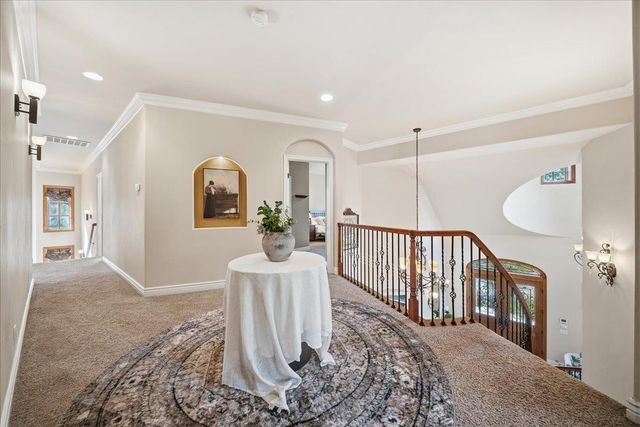 8749 Noland Ln, Fair Oaks, CA 95628