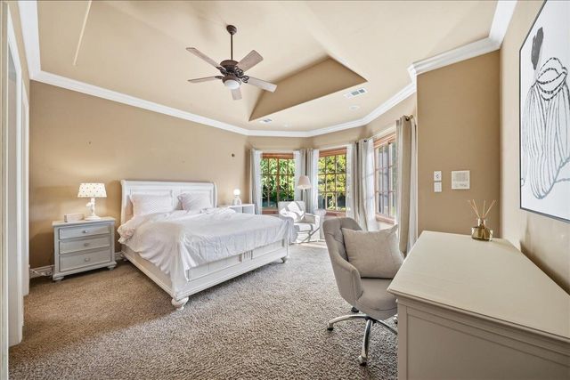 8749 Noland Ln, Fair Oaks, CA 95628