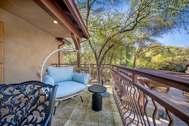 8749 Noland Ln, Fair Oaks, CA 95628