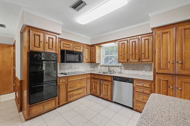 2417 Peachtree Lane, Plano, TX 75074
