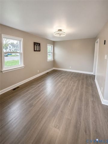 4300 Warwick Rd, Richmond, VA 22234
