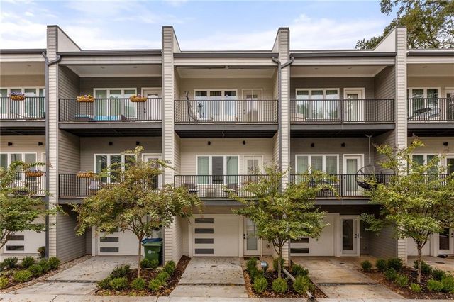 1446 Walker SE Place, Atlanta, GA 30317