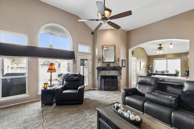 607 Grimsworth Court, Allen, TX 75002