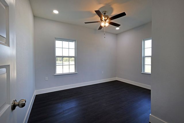 902 HCR 4358, Hillsboro, TX 76645
