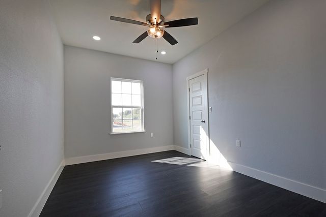 902 HCR 4358, Hillsboro, TX 76645