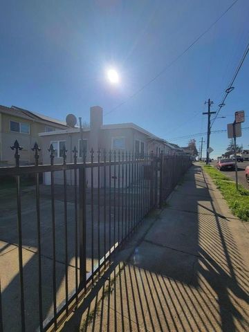 1900-1904 21st Avenue, Oakland, CA 94606