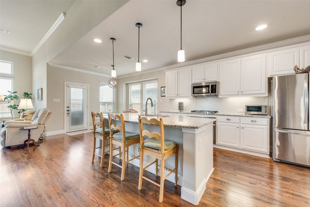 781 Bosley Drive, Fate, TX 75087