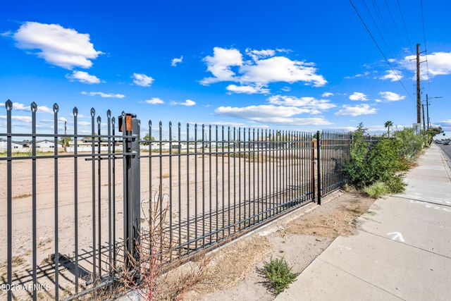 756 W BROADWAY Road 3, Phoenix, AZ 85041