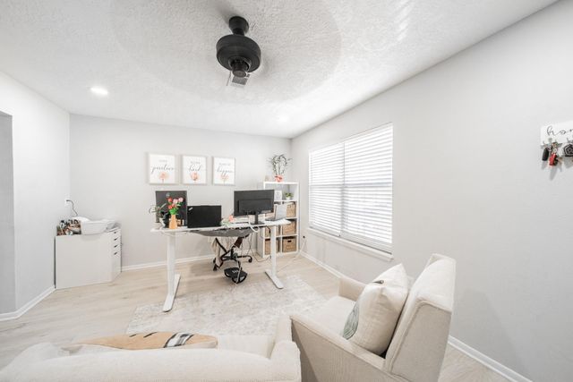 1413 Comal Avenue, Pasadena, TX 77506