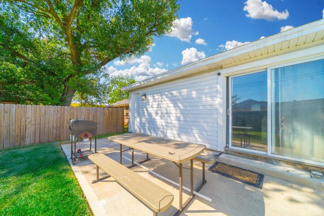 1413 Comal Avenue, Pasadena, TX 77506