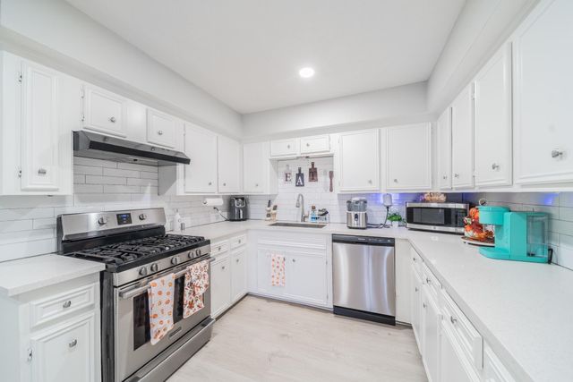 1413 Comal Avenue, Pasadena, TX 77506