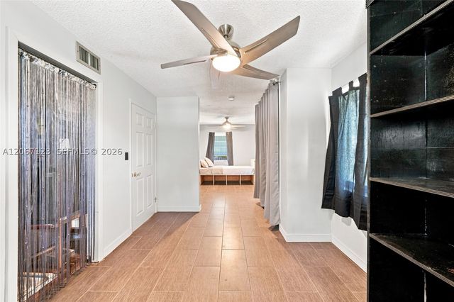 5525 SW 112th Ave, Miami, FL 33165