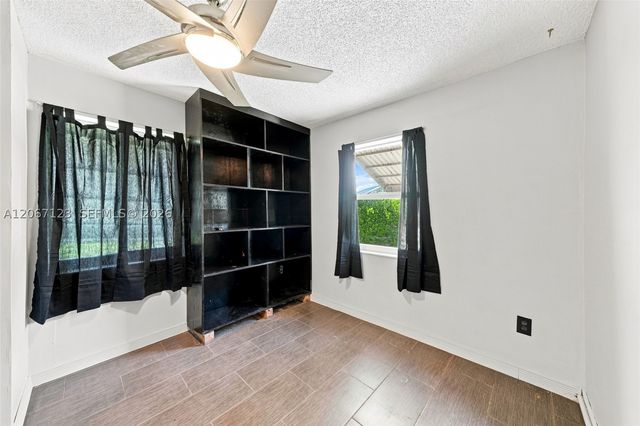 5525 SW 112th Ave, Miami, FL 33165