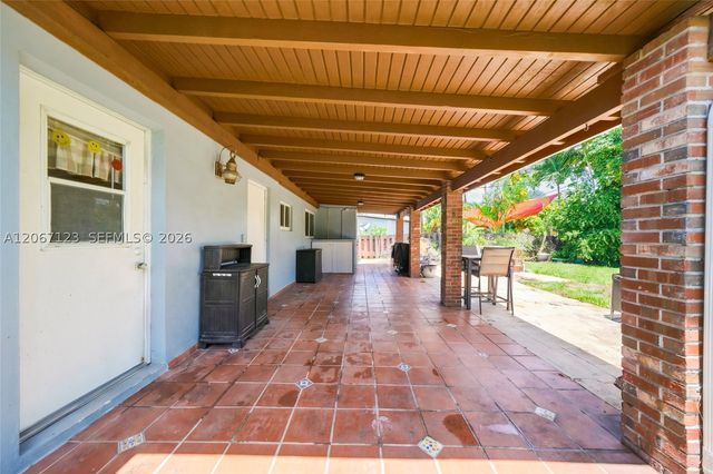 5525 SW 112th Ave, Miami, FL 33165