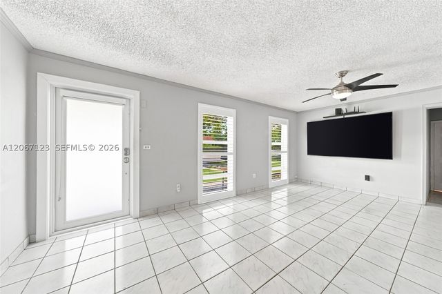 5525 SW 112th Ave, Miami, FL 33165