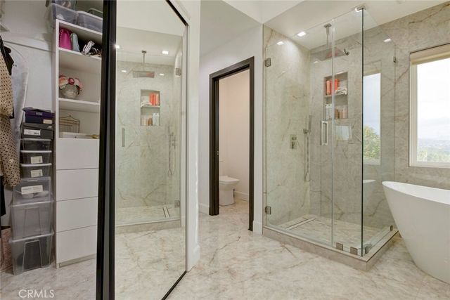 28030 Kenton, Saugus, CA 91350