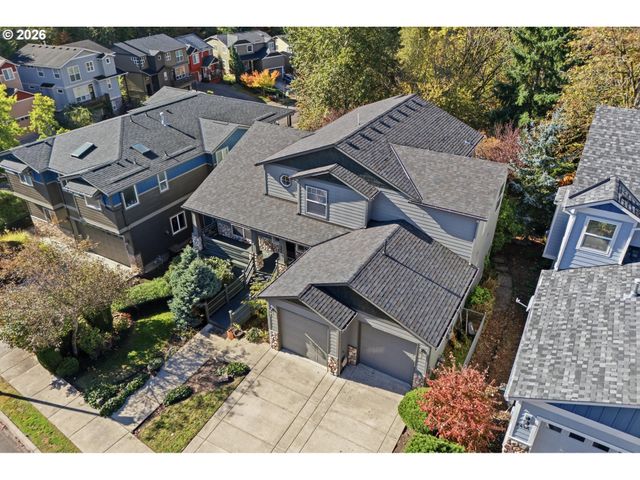 2445 W 10TH St, Washougal, WA 98671