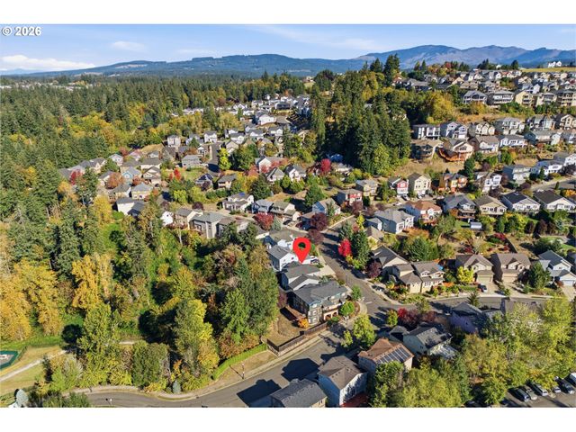 2445 W 10TH St, Washougal, WA 98671
