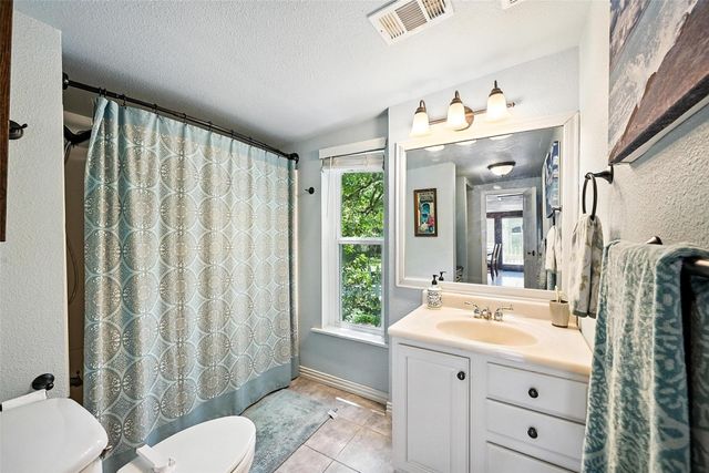 301 E 7th Street, Shady Shores, TX 76208