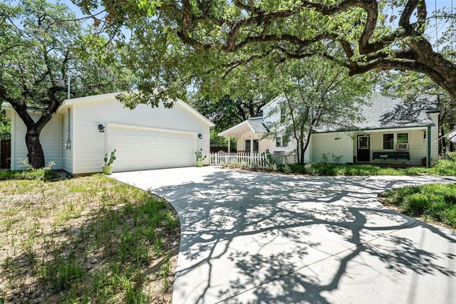 301 E 7th Street, Shady Shores, TX 76208