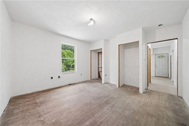 1351-1353 MT Pleasant Rd, Hempfield Twp, PA 15601