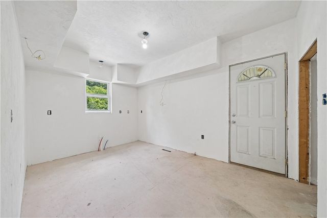 1351-1353 MT Pleasant Rd, Hempfield Twp, PA 15601