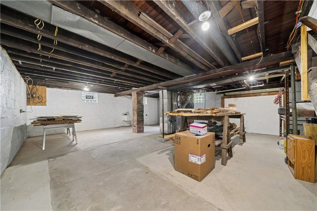 1351-1353 MT Pleasant Rd, Hempfield Twp, PA 15601