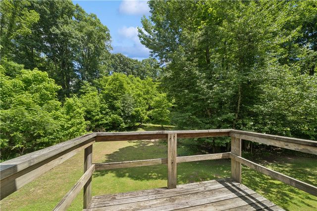 1351-1353 MT Pleasant Rd, Hempfield Twp, PA 15601