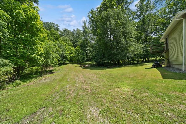 1351-1353 MT Pleasant Rd, Hempfield Twp, PA 15601
