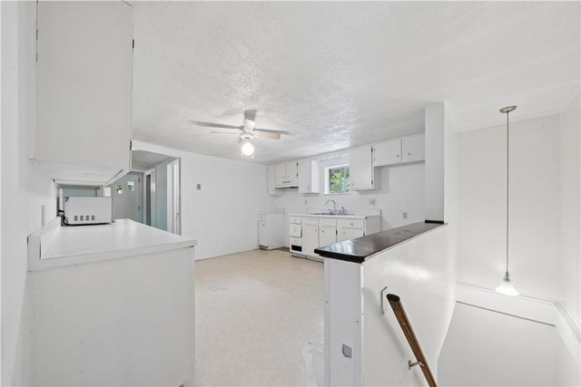 1351-1353 MT Pleasant Rd, Hempfield Twp, PA 15601