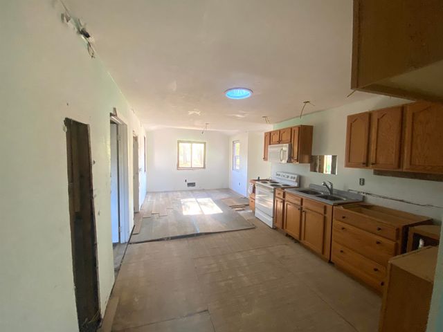 3281 Wallaker Road, Benzonia, MI 49616