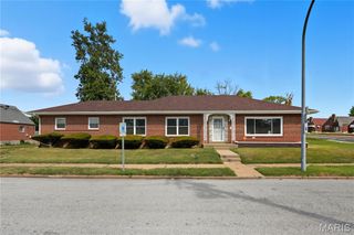 1501 Switzer Avenue, St Louis, MO 63147