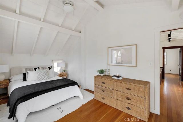 525 Manhattan Beach Blvd, Manhattan Beach, CA 90266