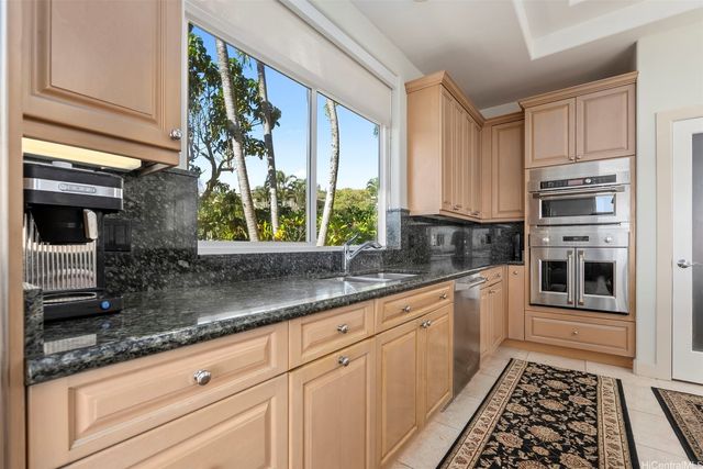 5609 Poola Street A, Honolulu, HI 96821